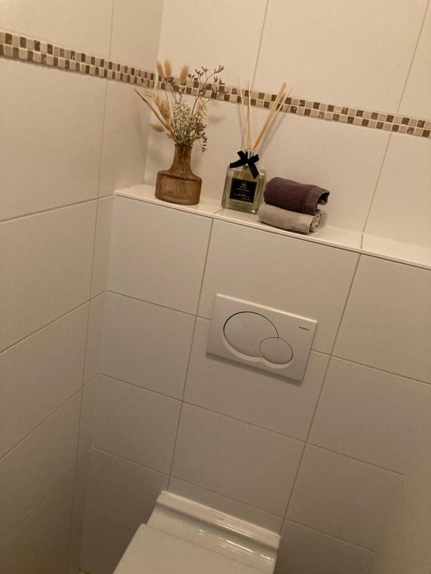 'Tmaelhof Villa Вурен Екстериор снимка